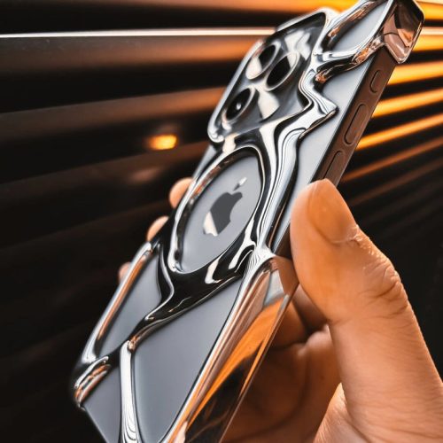 Premium Aura Sleek, Lightweight & Durable Metal MagSafe Case photo review